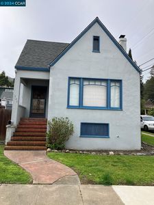 900 Arlington Way, Martinez, CA, 94553