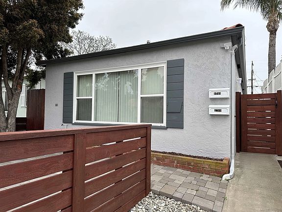 2nd image of 1709-1713 Thomas Ave