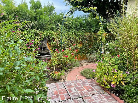 4th image of 3231 Bennett Dr