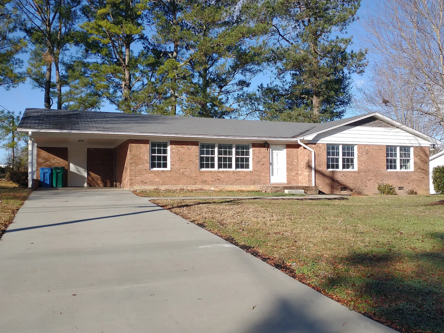 3 bed, 1710 sqft, $1,850 — Photo 2