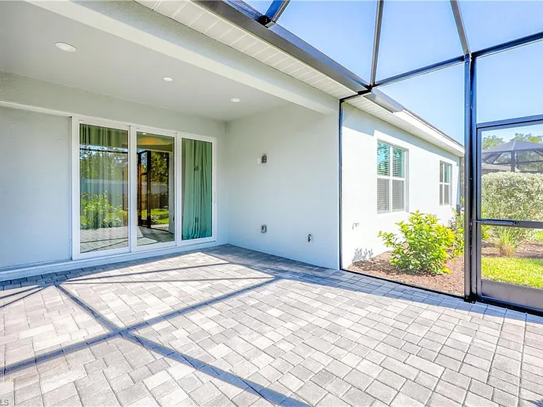 2373 Ariane Dr — Photo 23