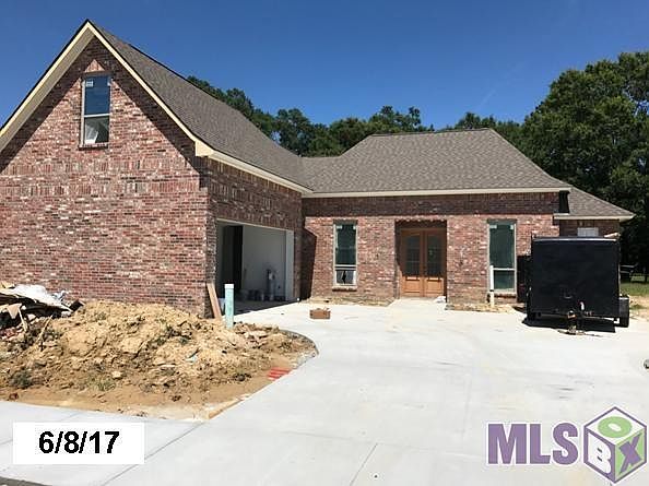 1st image of 16069 Redstone Dr