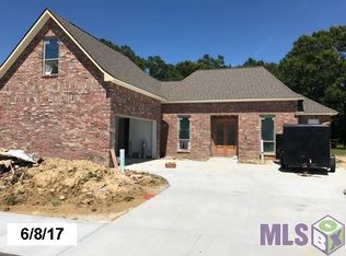 16069 Redstone Dr, Pride, LA 70770