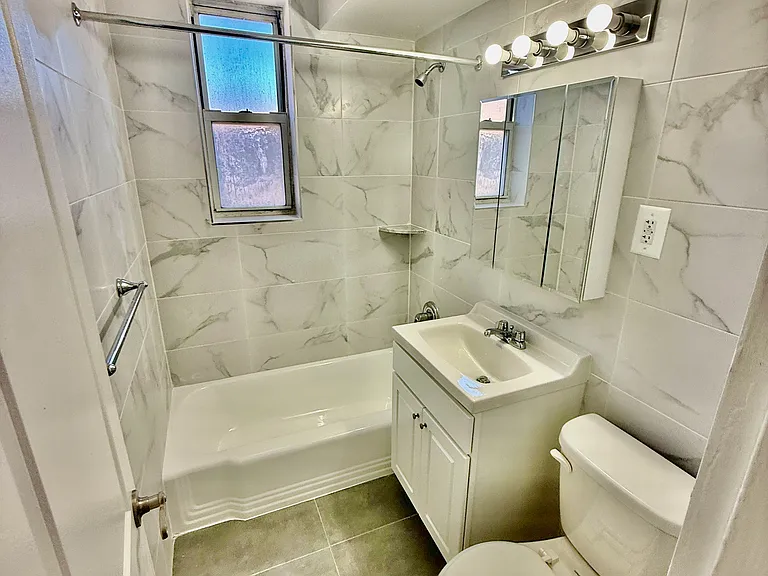 14431 41st Ave #6K — Photo 12