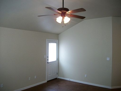 3rd image of 1301 Cavalry Ln