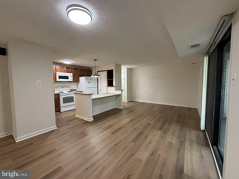 12309 Silvergate Way #908-C — Photo 3