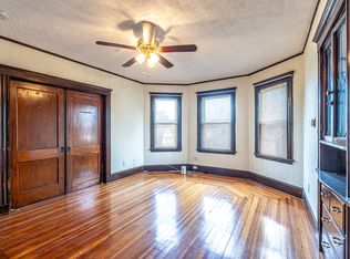 242 Belgrade Ave #3, Roslindale, MA 02131