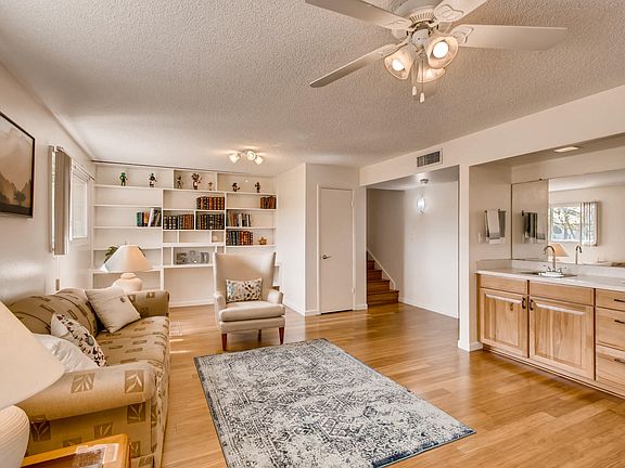 Lower level with full bath & bedroom