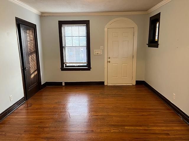 1st image of 6451 Hoffman Ave