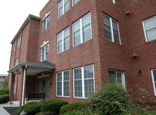 3060 McVitty Forest Dr APT 208, Roanoke, VA 24018