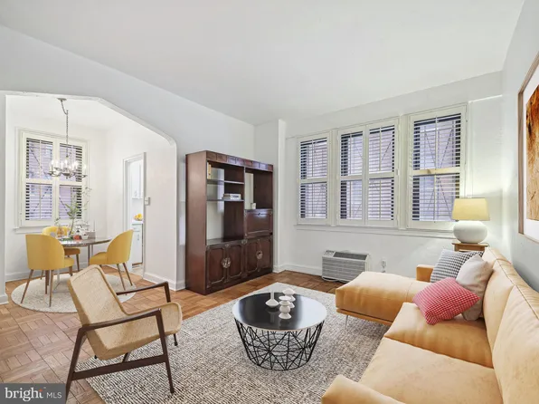 1010 25th St NW APT 111, Washington, DC 20037