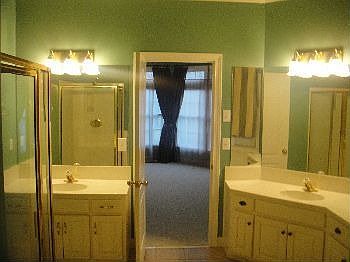 5th image of 1750 Laurel Creek Dr