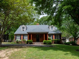 3594 Walnut Grove Rd, Memphis, TN 38111