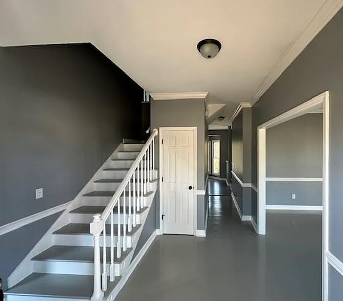 4 bed, 2507 sqft, $2,680 — Photo 2