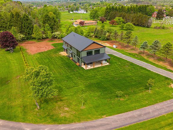 2nd image of 615 Frosty Valley Rd