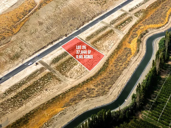 26 W 56th Ave, Kennewick, WA 99337