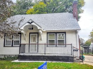 917 S 37th St, Lincoln, NE 68510