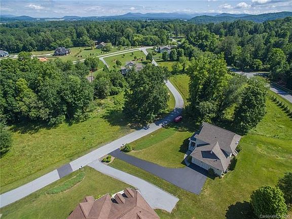 3rd image of 139 Almond Branch Dr