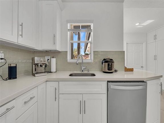 5th image of 14813 SW 171st Ter