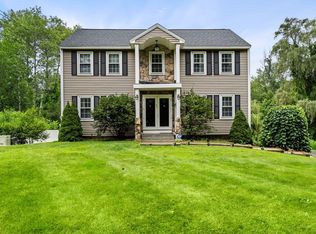 3 Kimball Rd, Londonderry, NH 03053
