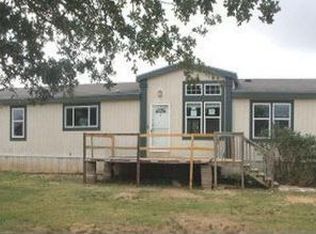 124 Kinsey Trl, Luling, TX 78648