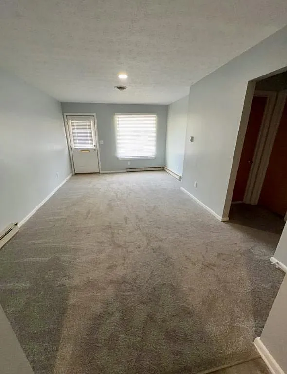 156 Ohio Ave #15 — Photo 3