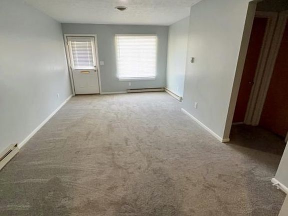 3rd image of 156 Ohio Ave APT 15