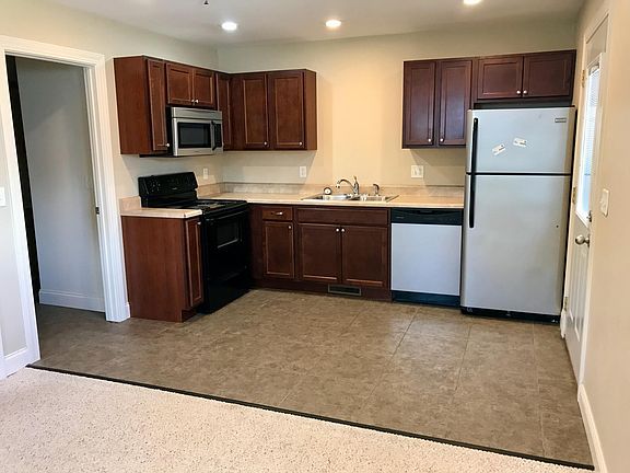 5th image of 729 W Chandler St APT G