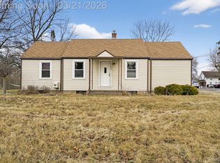 200 N River Rd, Saginaw, MI 48609