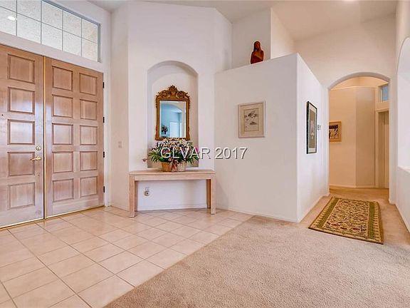 5th image of 3124 Villa Colonade Dr
