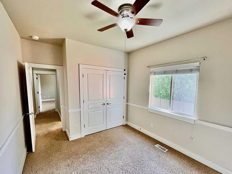 2905 E Pine Hollow Ln — Photo 14