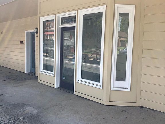 5th image of 104 N Church St