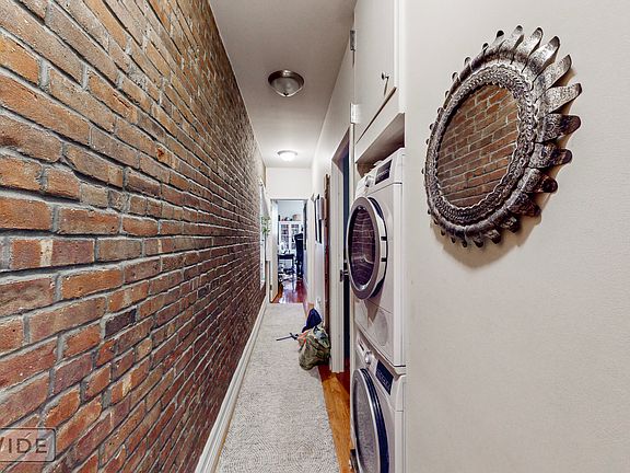 2nd image of 55 W 105th St APT 11