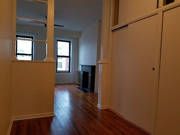2nd image of 399 4th Ave APT 2