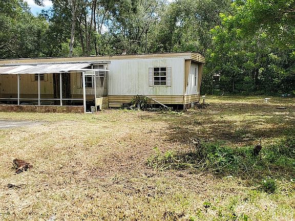 2nd image of 1806 Carrollton Pl
