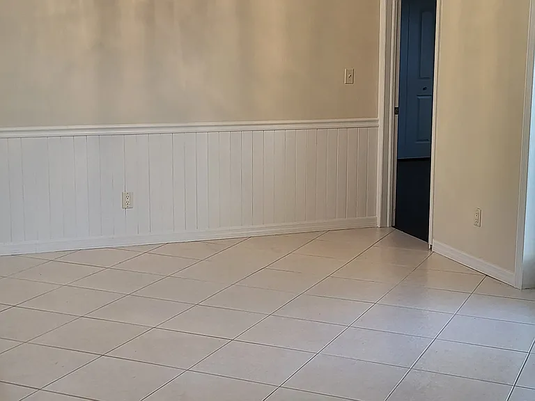 901 N Palm Dr SW — Photo 6