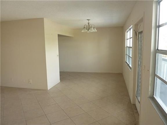 2nd image of 288 Wellington Cir #K-2880