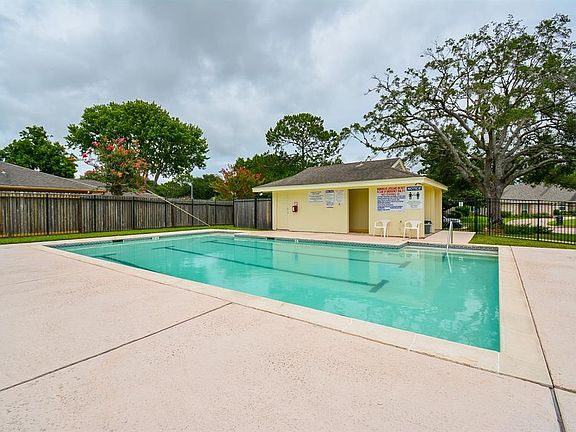 2nd image of 3510 Crow Valley Dr