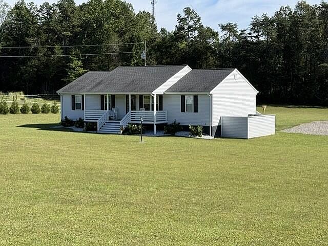 1st image of 3232 Briery Rd