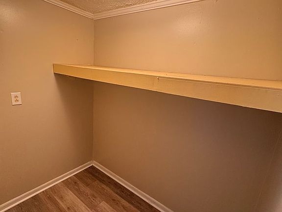 3rd image of 2306 Center Dr