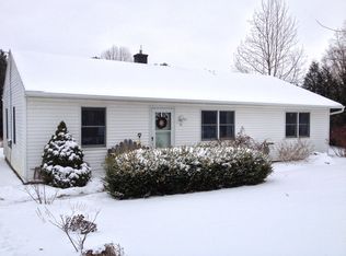 51 South Ave, Manchester, NY 14504