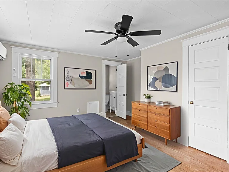 149 Beach Rd — Photo 15