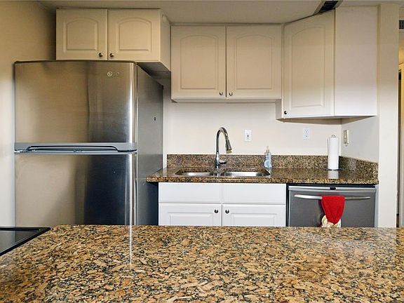 5th image of 12760 Indian Rocks Rd APT 409