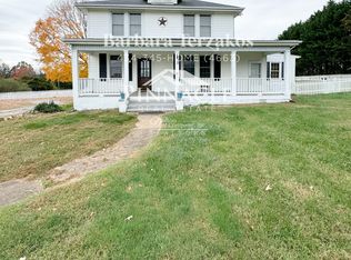 1920 Perrowville Rd, Forest, VA 24551