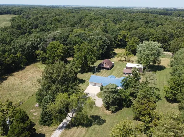 1181 E County Road 1170n, Mattoon, IL 61938