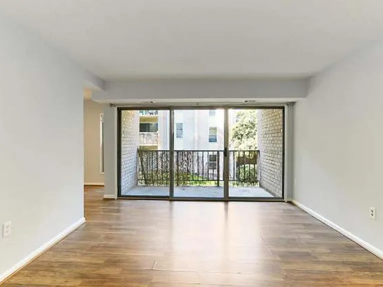 5205 Duke St #201 — Photo 10