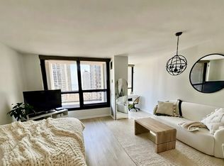 1030 N State St APT 6F, Chicago, IL 60610