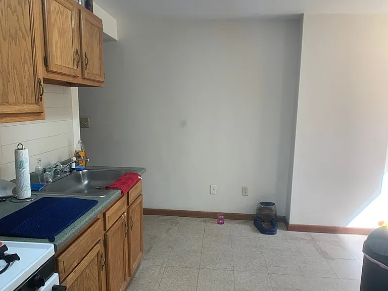 4028 Market St — Photo 3