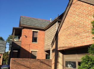 514 Rader Aly, Columbus, OH 43206