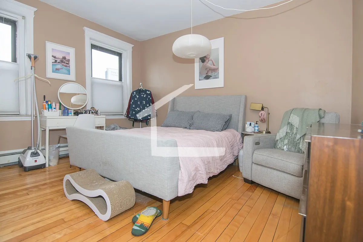 Building Photo - 183 Glenville Ave #7
